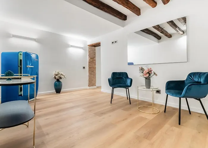 Piazza Indipendenza Loft&Rooms